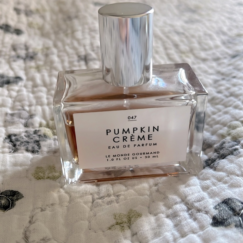Pumpkin Creme Le Monde Gourmand - vanilla, laconic, pumpkin spice cold cream